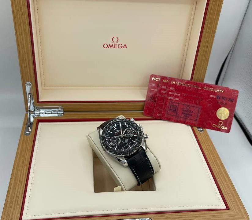 Omega Speedmaster Professional Moonwatch Moonphase 304.33.44.52.01.001 Worn 2022